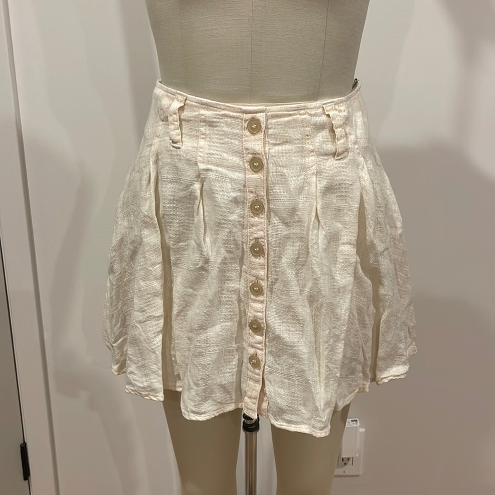 Free People / Skort / Light Peach/Cream / size 0 / worn once